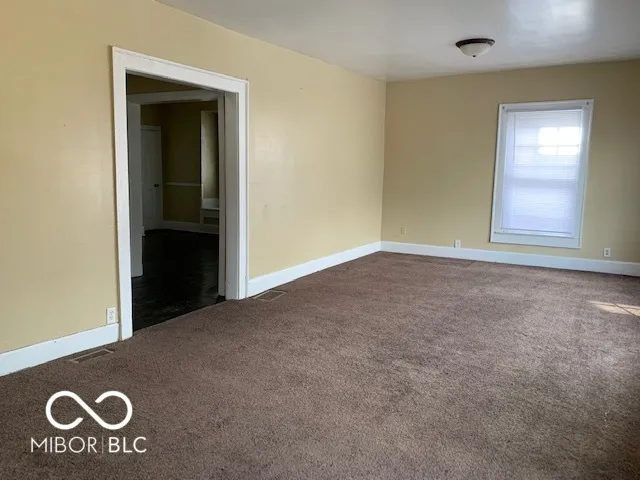 Indianapolis, Indiana 46201, United States, 4 Bedrooms Bedrooms, ,2 BathroomsBathrooms,Residential,Active,184957