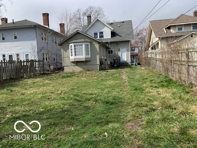 Indianapolis, Indiana 46201, United States, 4 Bedrooms Bedrooms, ,2 BathroomsBathrooms,Residential,Active,184957