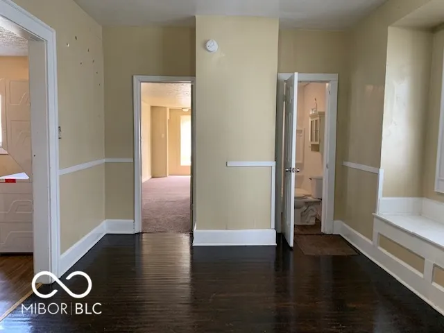 Indianapolis, Indiana 46201, United States, 4 Bedrooms Bedrooms, ,2 BathroomsBathrooms,Residential,Active,184957