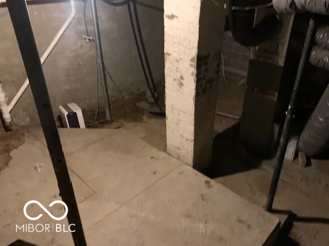 Indianapolis, Indiana 46201, United States, 4 Bedrooms Bedrooms, ,2 BathroomsBathrooms,Residential,Active,184957