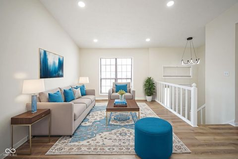 Photo of 9554 Bay Vista E Drive E, Indianapolis, IN 46250 (MLS # 22083885)