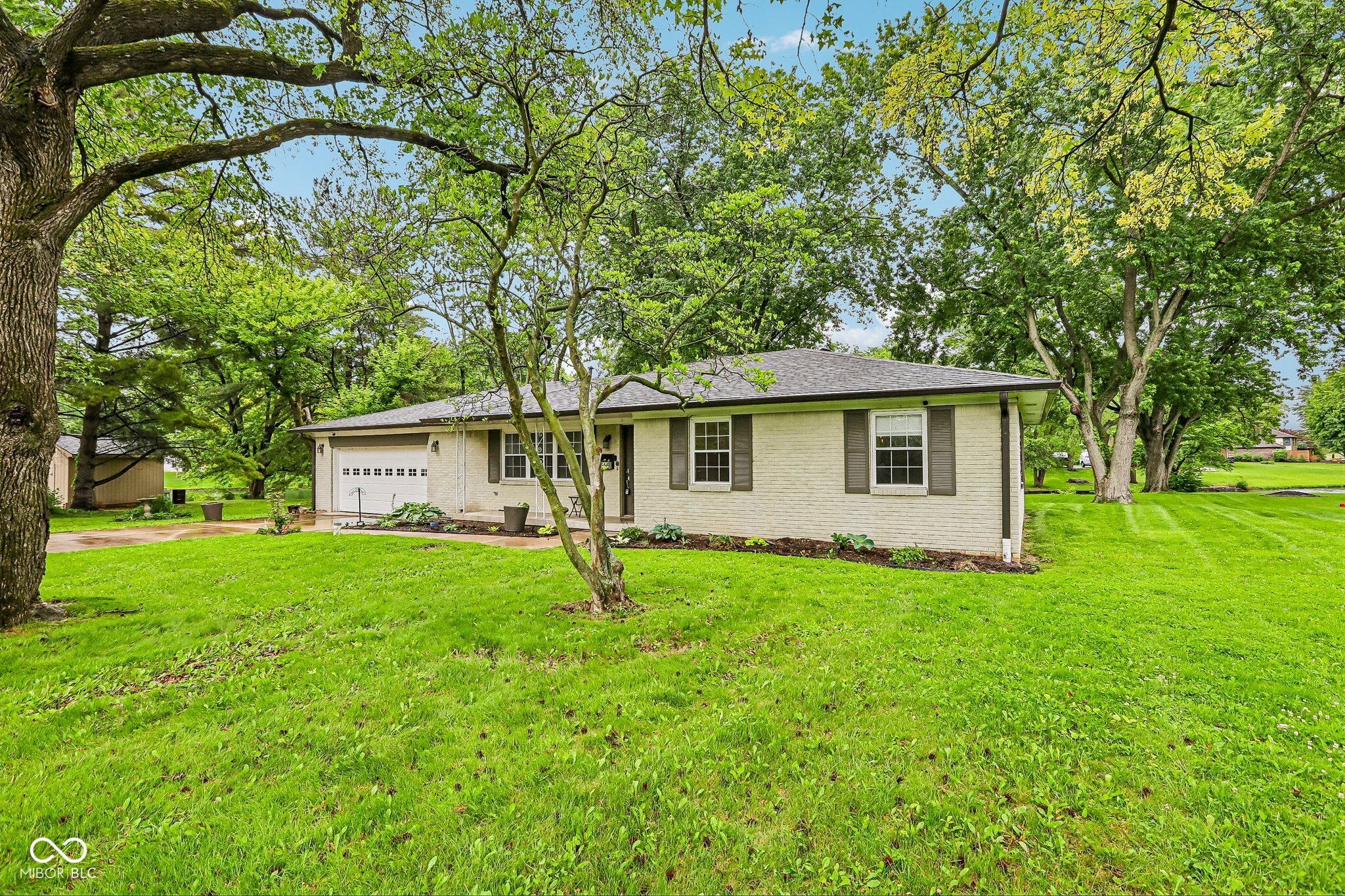 9565 Edgewater Court