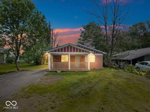 Photo of 4137 Kenneth Avenue, Indianapolis, IN 46226 (MLS # 22100081)
