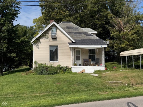 Photo of 33 M Street, Bedford, IN 47421 (MLS # 22118139)