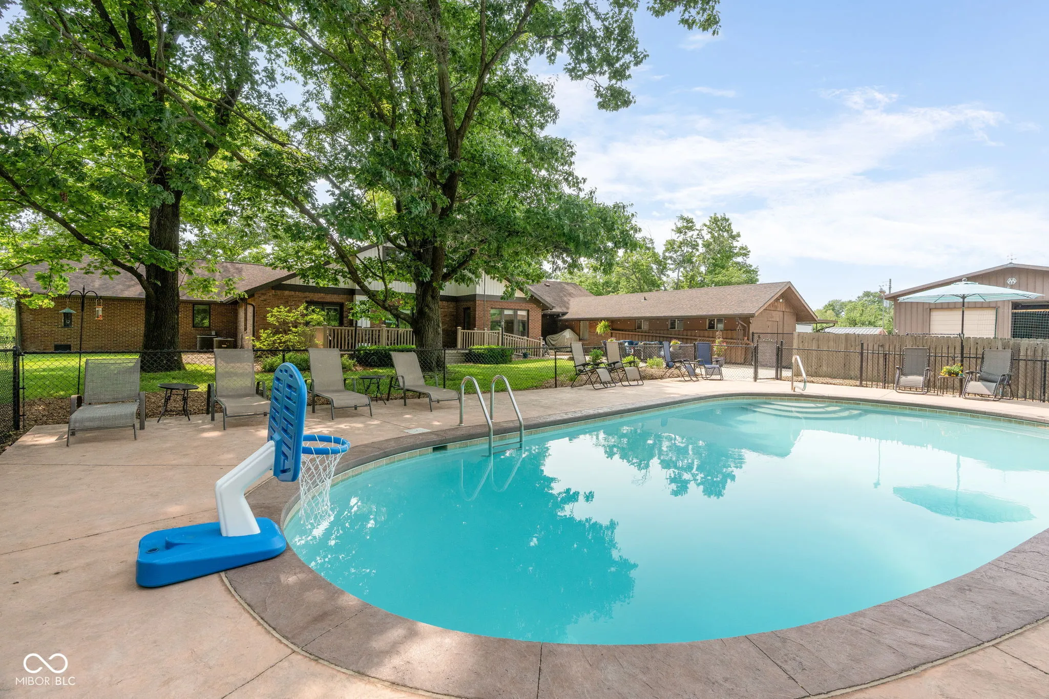 Westfield, Indiana 46074, United States, 3 Bedrooms Bedrooms, ,5 BathroomsBathrooms,Residential,Pending,145843