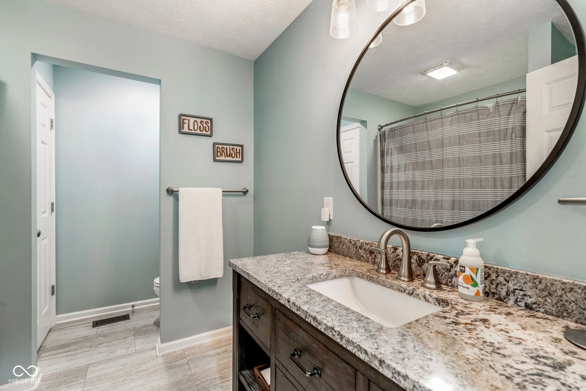 Westfield, Indiana 46074, United States, 3 Bedrooms Bedrooms, ,5 BathroomsBathrooms,Residential,Pending,145843