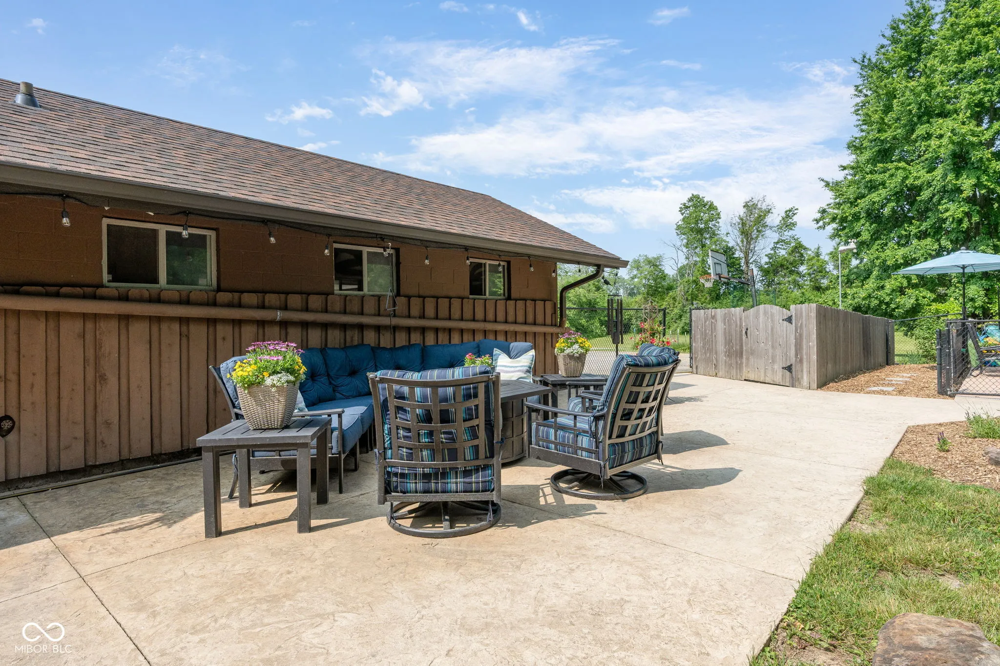 Westfield, Indiana 46074, United States, 3 Bedrooms Bedrooms, ,5 BathroomsBathrooms,Residential,Pending,145843