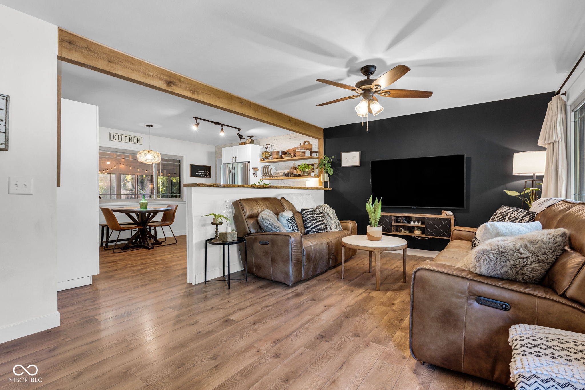 8103 N Maple Drive