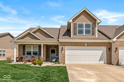Photo of 8652 Faulkner Drive, Indianapolis, IN 46239 (MLS # 22094623)