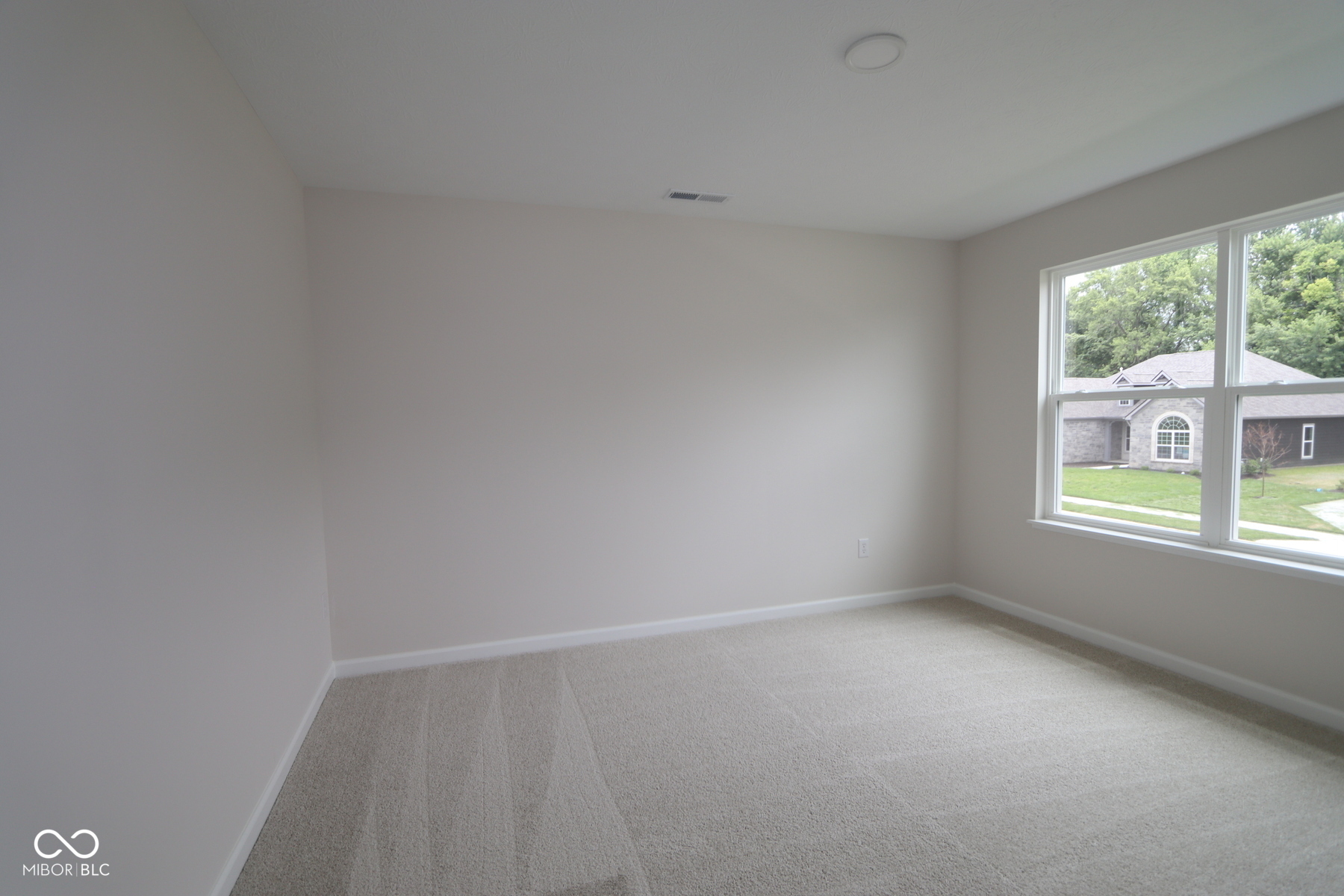 1141 Sweetland Lane