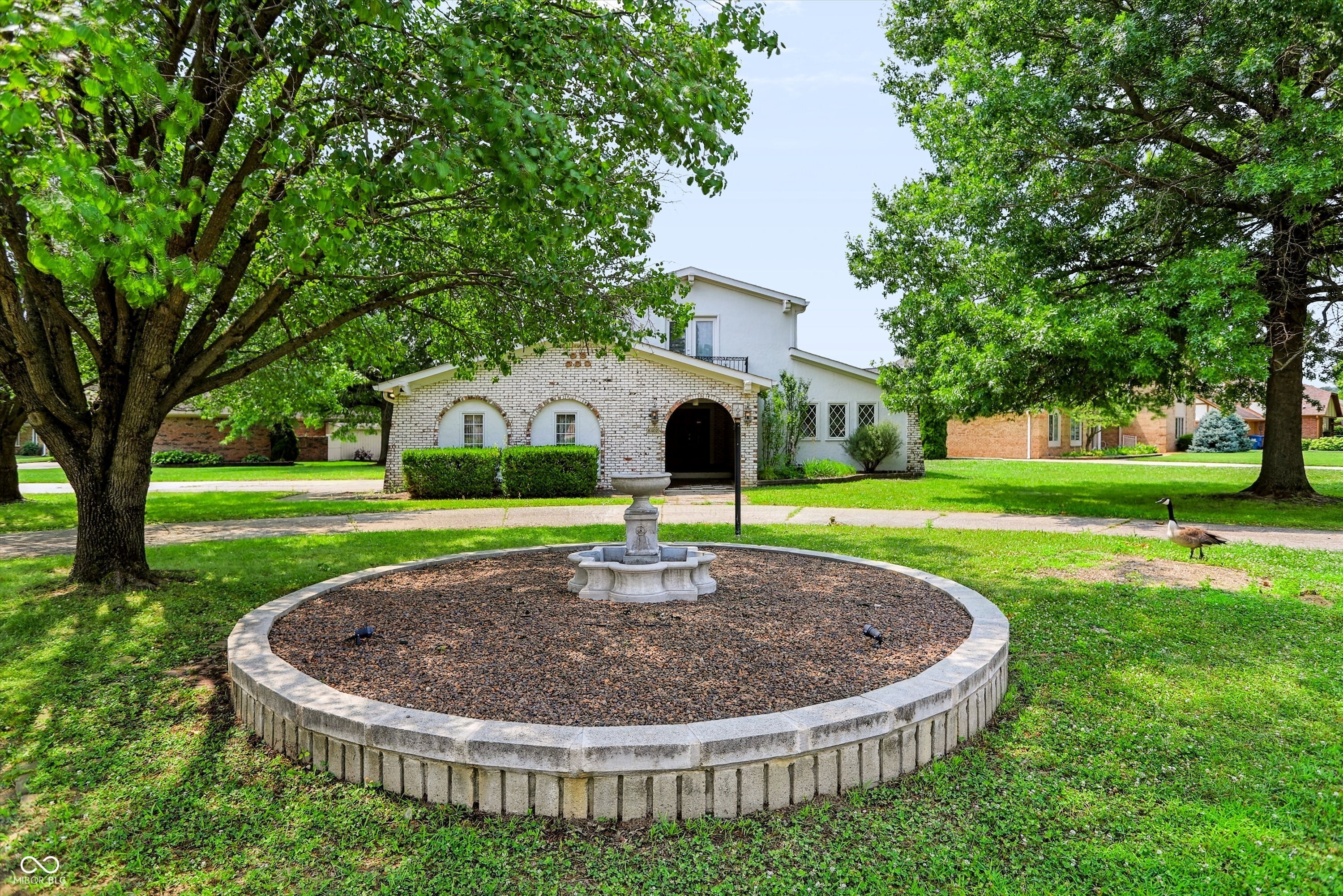 8402 Gallant Fox Drive