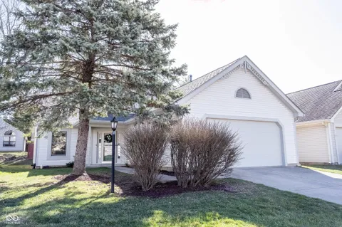 9303 Aintree Drive, Indianapolis, IN 46250 - MLS#: 22027493