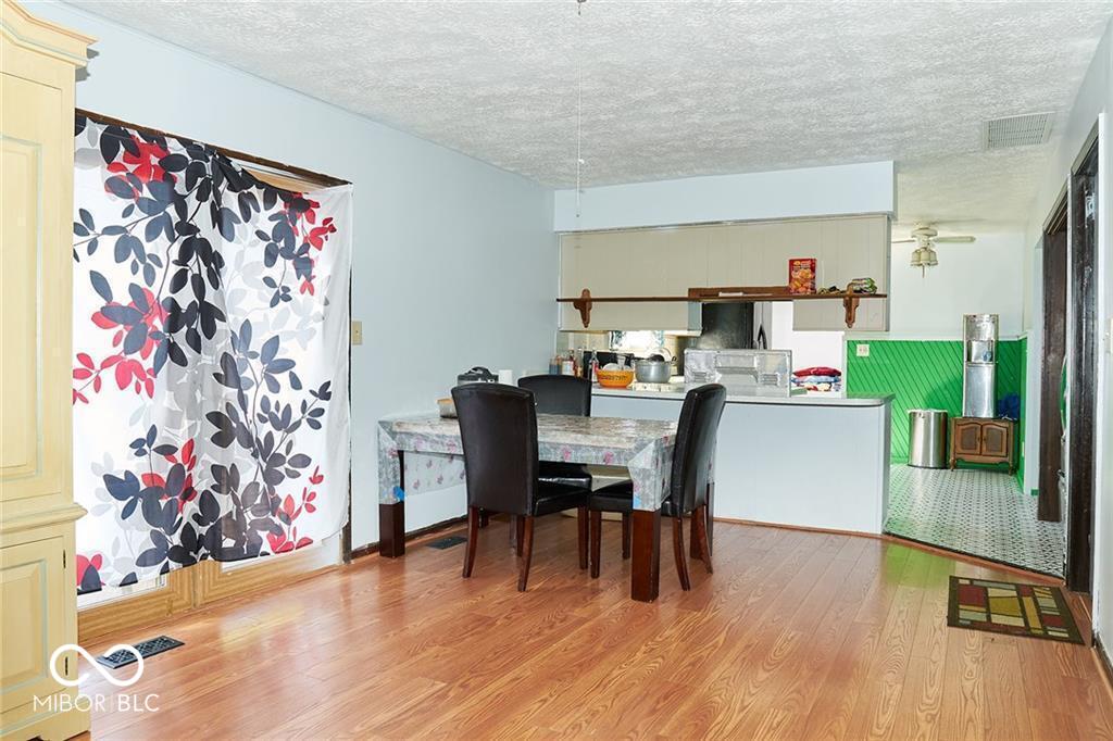 7108 Hearthstone Way