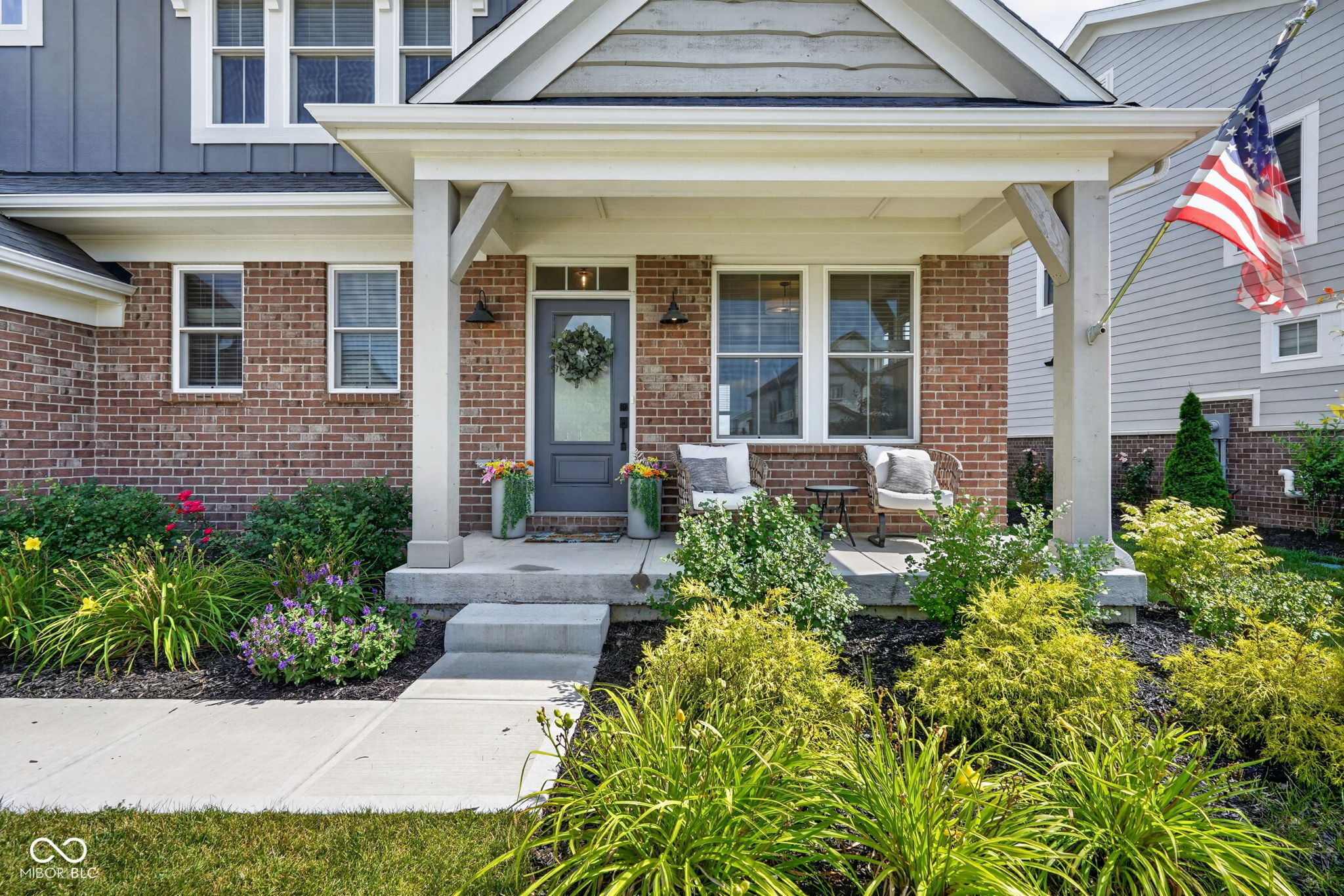 115 Oakhurst Way