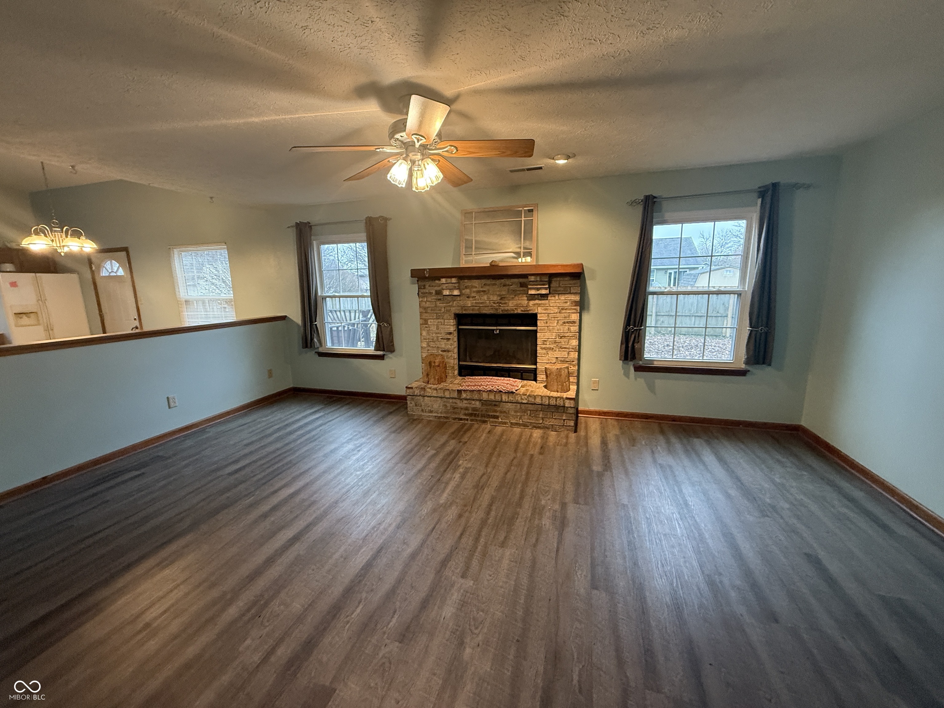 1007 Candlestick Drive