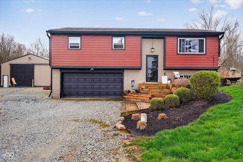 Photo of 3849 E 216th Street, Westfield, IN 46062 (MLS # 22093745)