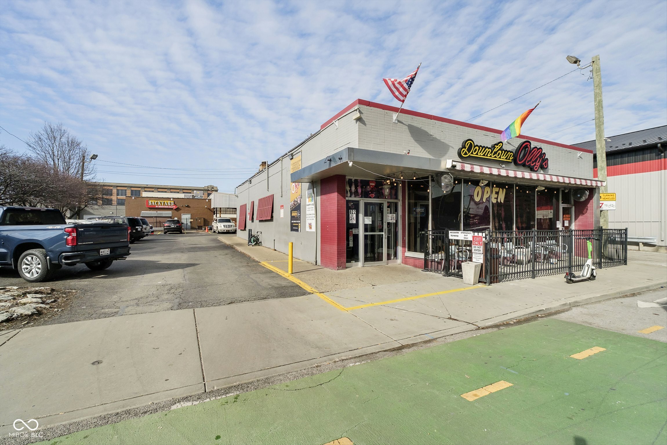 822 N ILLINOIS Street