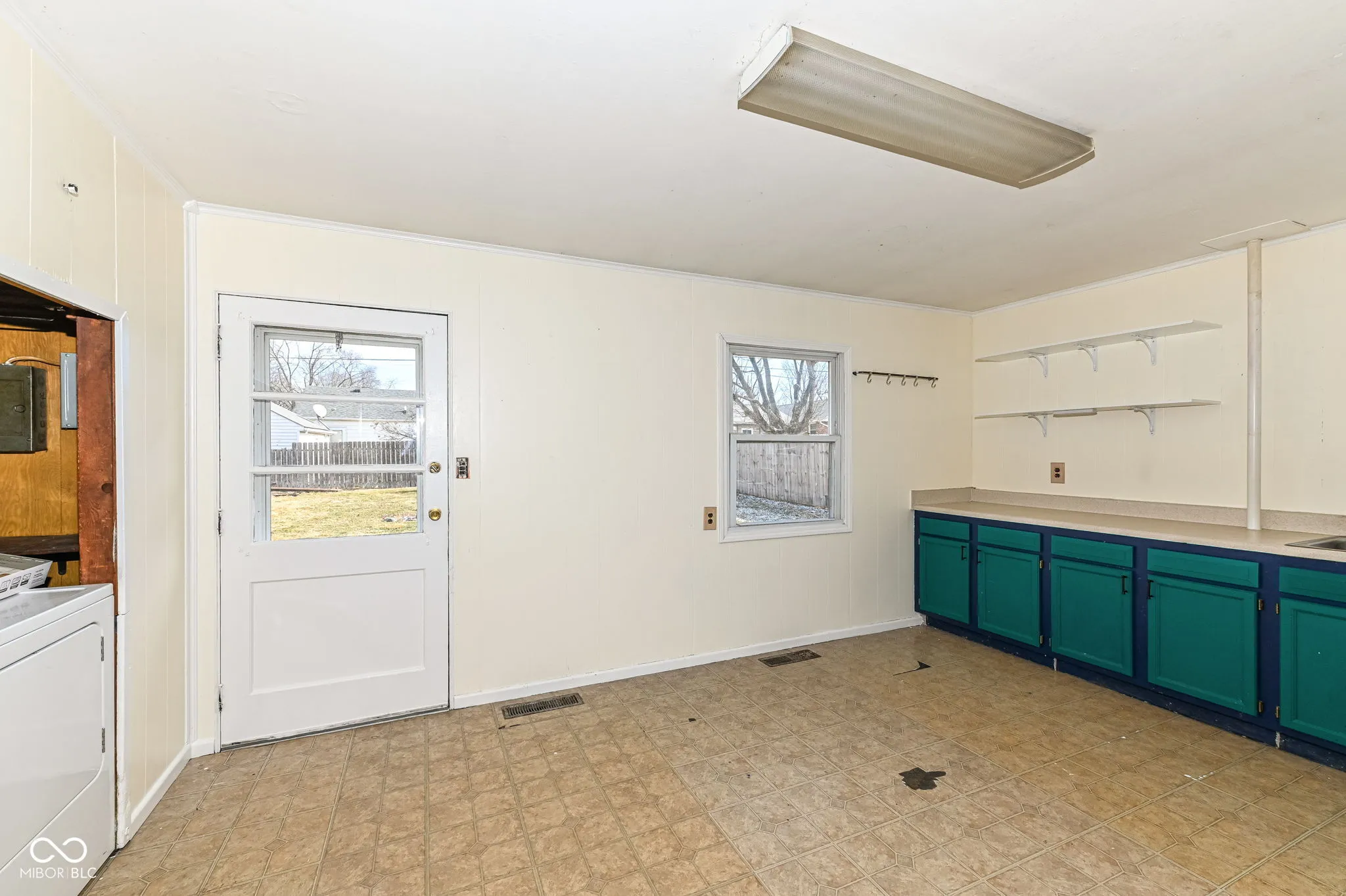 Lapel, Indiana 46051, United States, 3 Bedrooms Bedrooms, ,1 BathroomBathrooms,Residential,Pending,3789