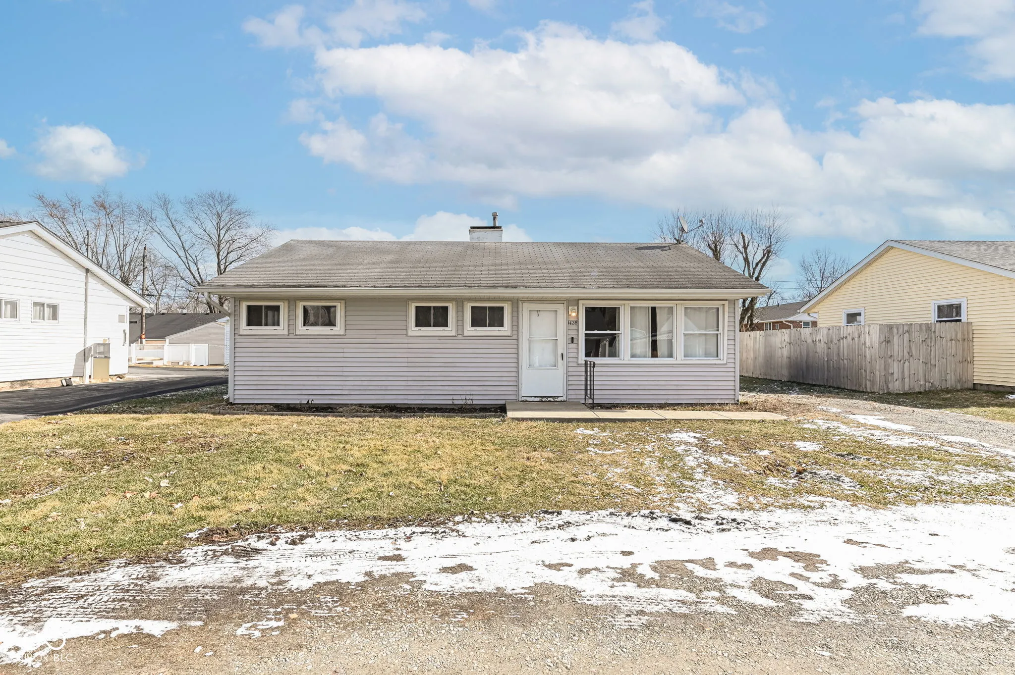 Lapel, Indiana 46051, United States, 3 Bedrooms Bedrooms, ,1 BathroomBathrooms,Residential,Pending,3789