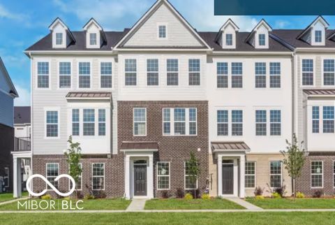 Photo of 14513 Elsmere Lane, Carmel, IN 46074 (MLS # 22082935)