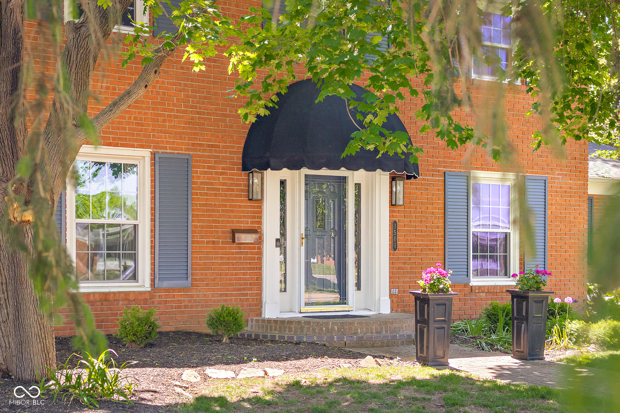 1501 Parkside Drive