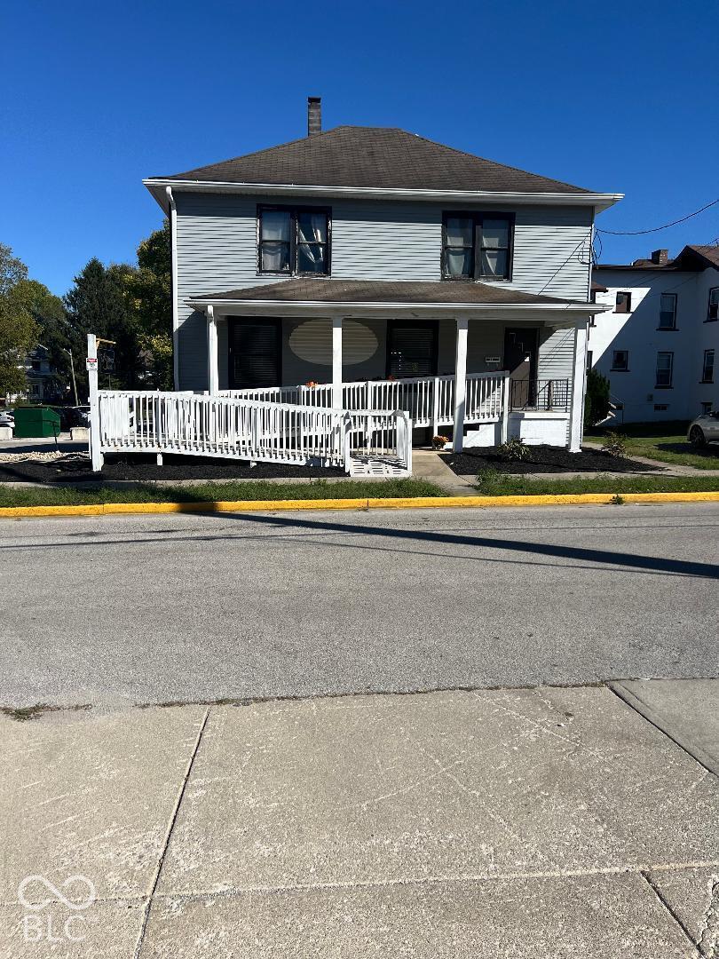 205 S Spring