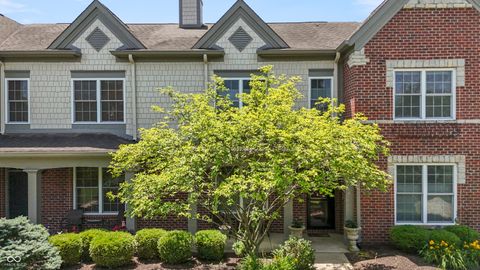 Photo of 6691 Beekman Place #B, Zionsville, IN 46077 (MLS # 22111341)