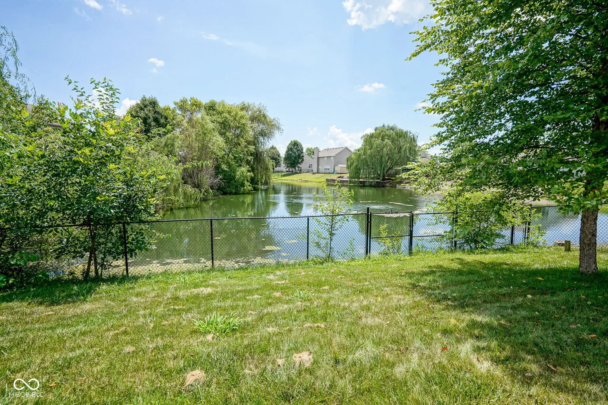 Whiteland, Indiana 46184, United States, 3 Bedrooms Bedrooms, ,2 BathroomsBathrooms,Residential,Active,172637