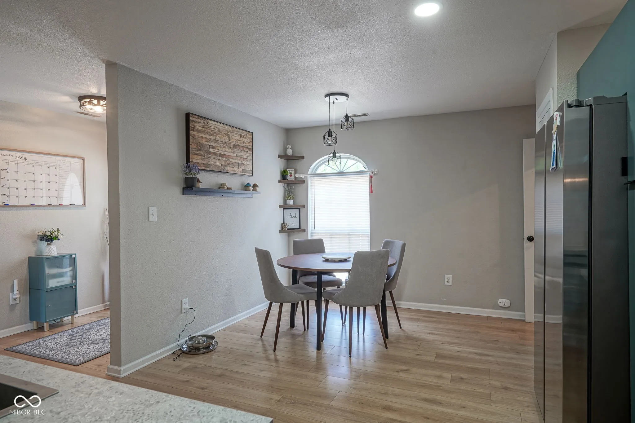 Whiteland, Indiana 46184, United States, 3 Bedrooms Bedrooms, ,2 BathroomsBathrooms,Residential,Active,172637