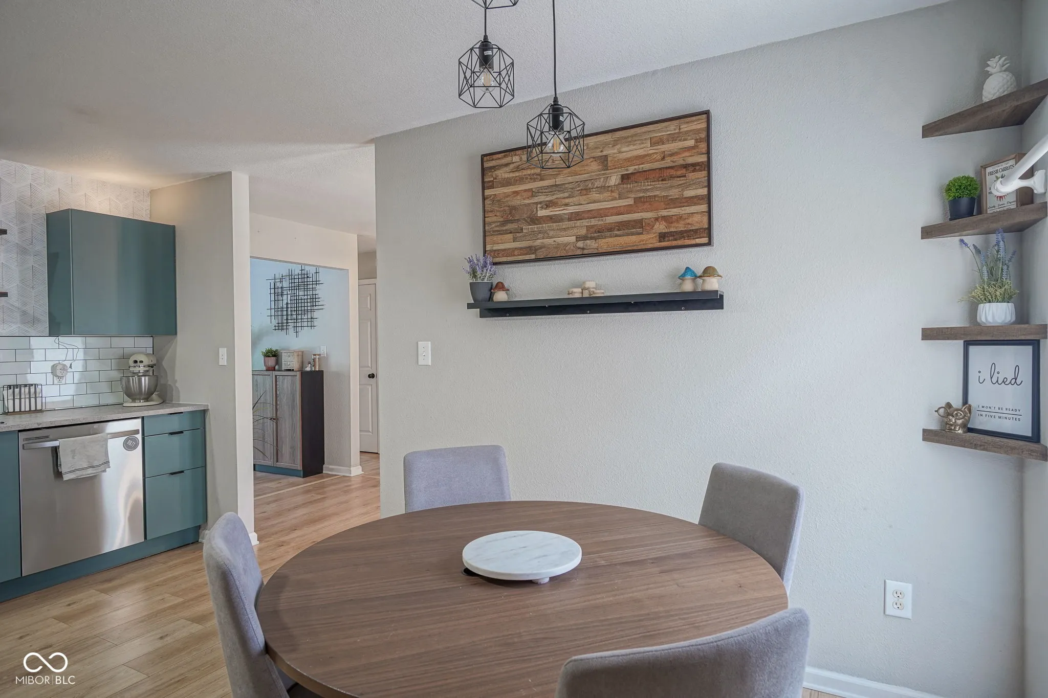 Whiteland, Indiana 46184, United States, 3 Bedrooms Bedrooms, ,2 BathroomsBathrooms,Residential,Active,172637