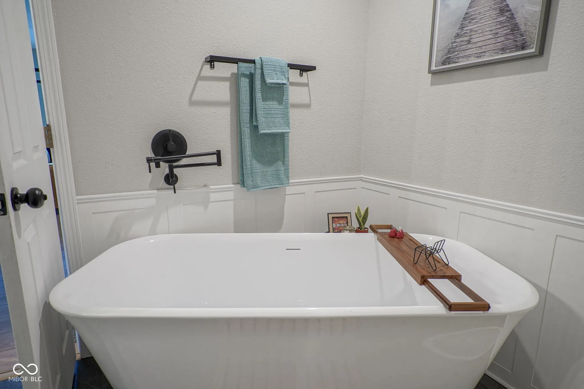 Whiteland, Indiana 46184, United States, 3 Bedrooms Bedrooms, ,2 BathroomsBathrooms,Residential,Active,172637