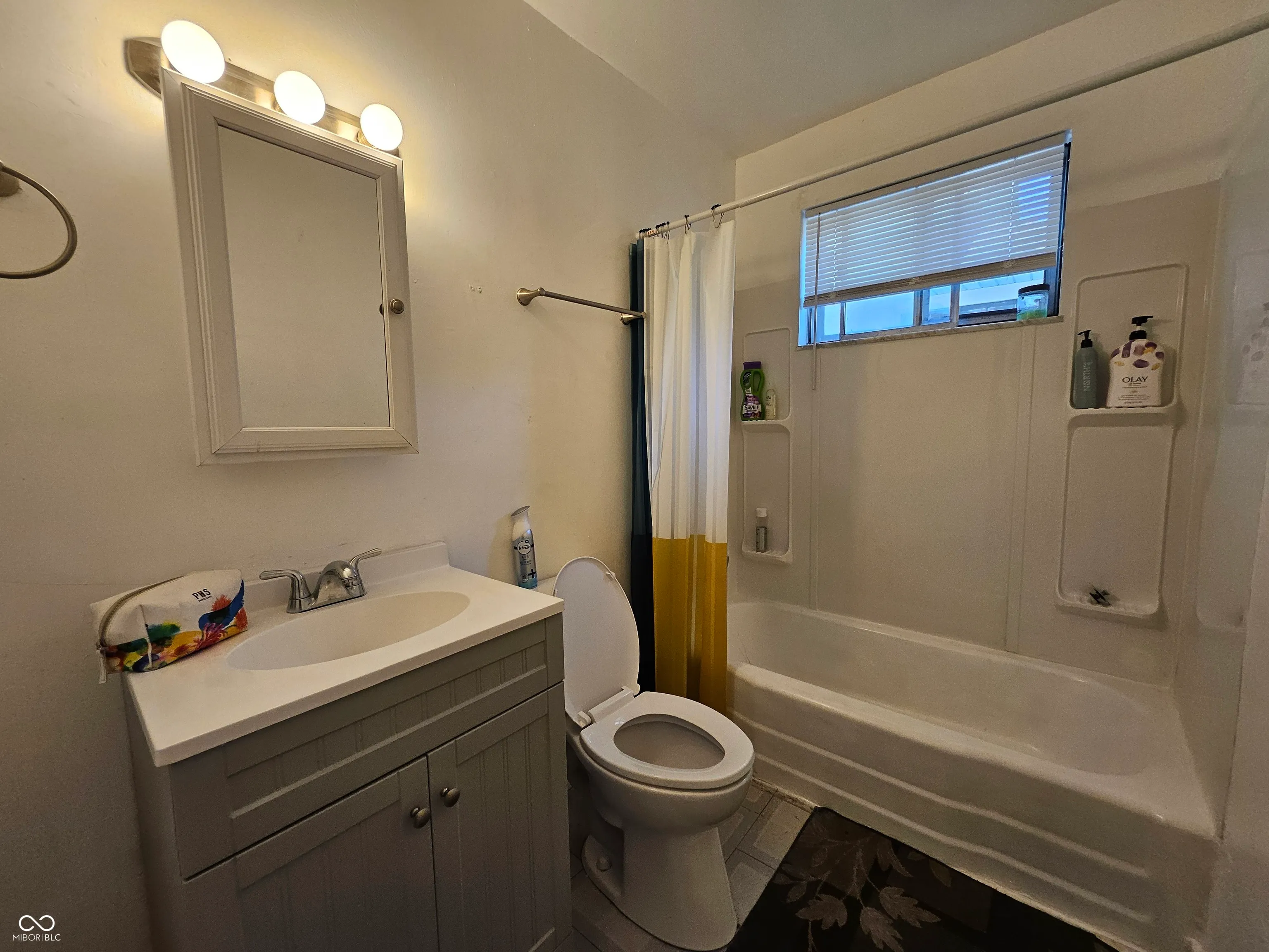 Indianapolis, Indiana 46201, United States, 3 Bedrooms Bedrooms, ,1 BathroomBathrooms,Residential,Active,224446