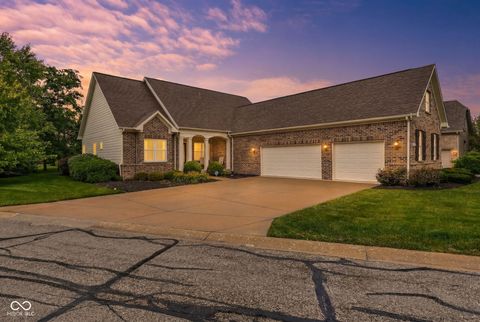 Photo of 15404 Mission Hills Court, Carmel, IN 46033 (MLS # 22107130)