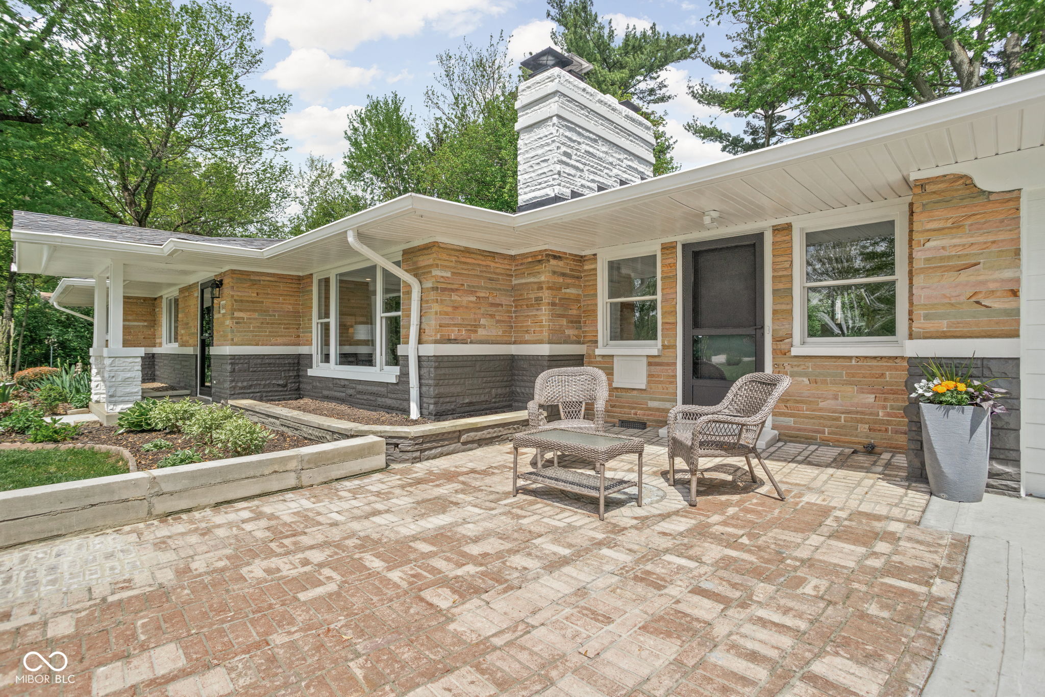 846 W 56th Street