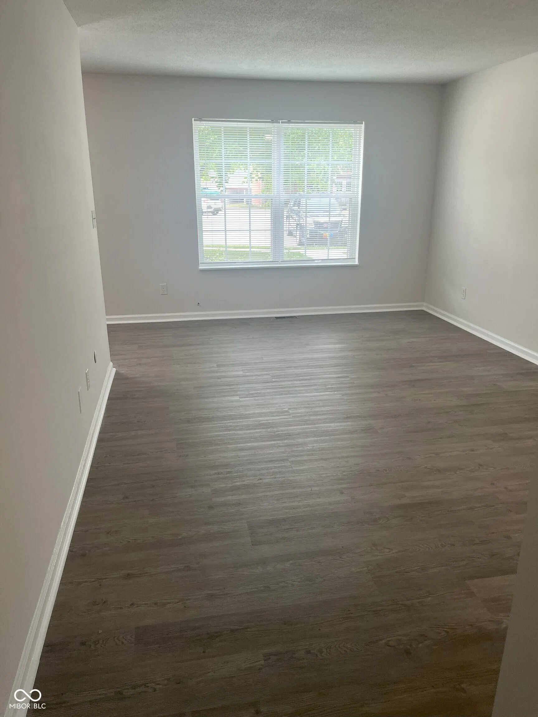 Carmel, Indiana 46032, United States, 2 Bedrooms Bedrooms, ,1 BathroomBathrooms,Residential,Active,158823