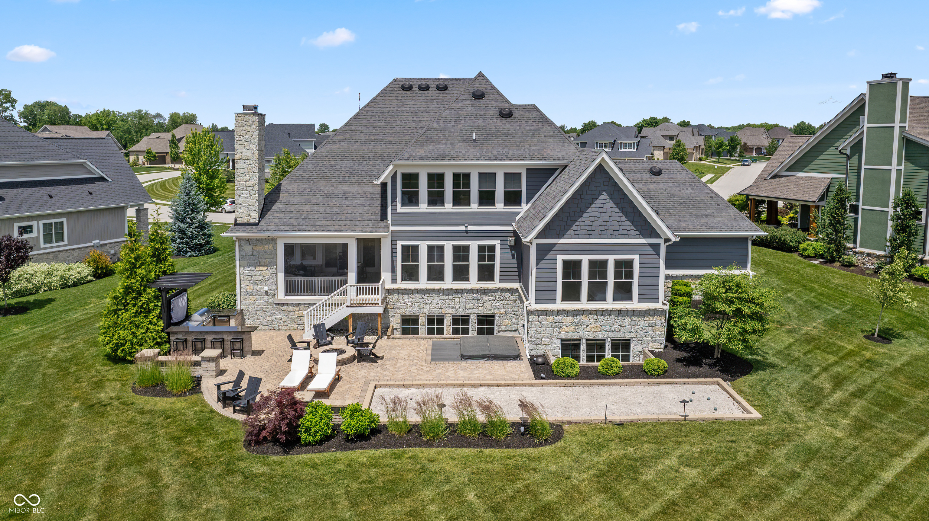565 Old Ashbury Road