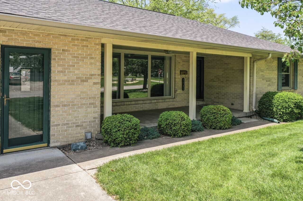 1817 Edgewood Drive