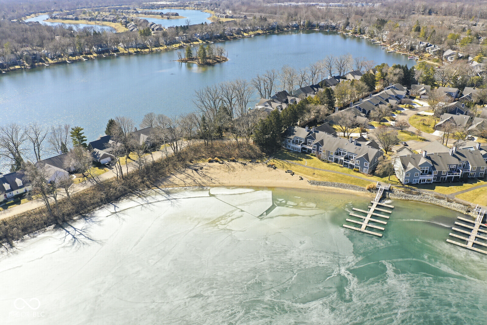 7869 Clearwater Parkway