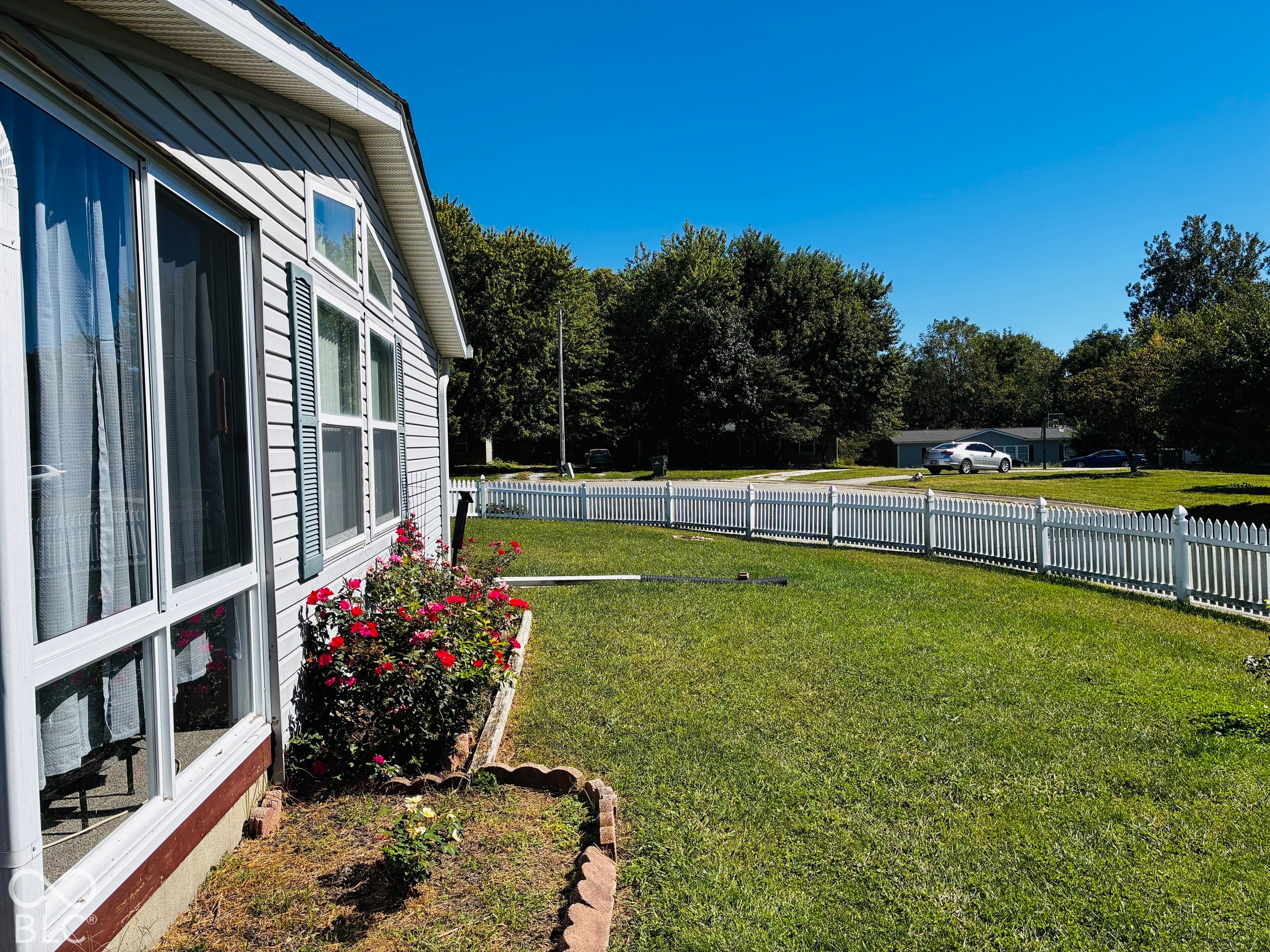 312 W Lou Lane