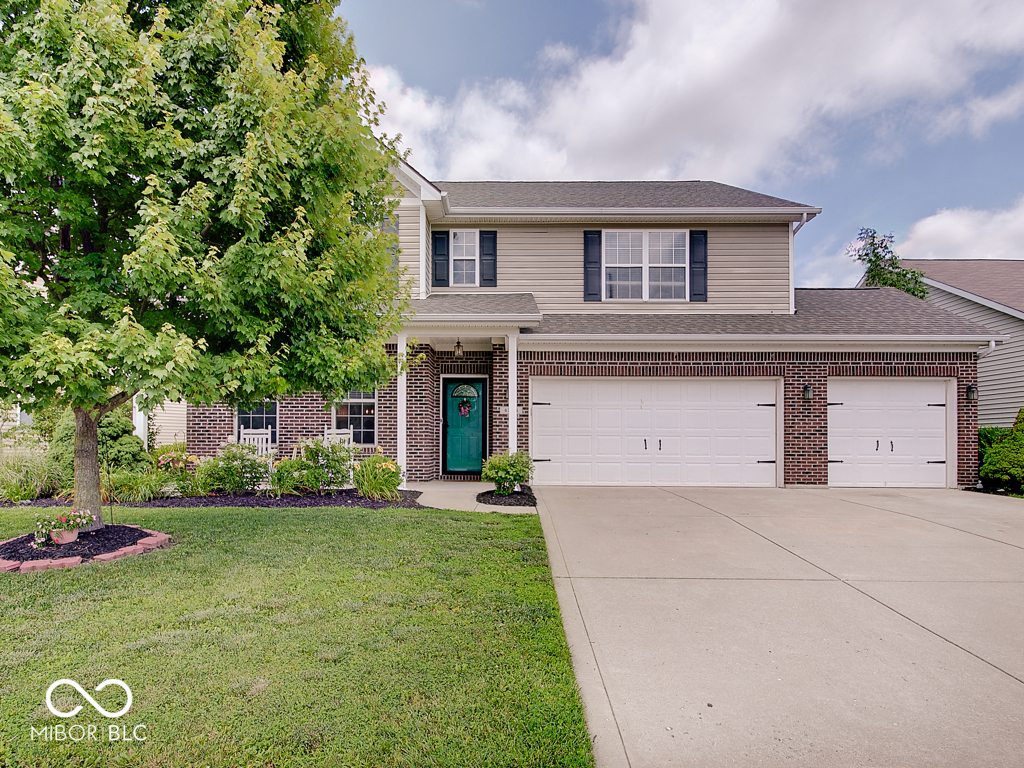 Photo 1 of 46 — 4304 Amesbury Place, Westfield, IN 46062