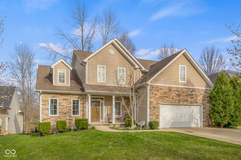 1935 Brookfield Court Columbus IN 47201