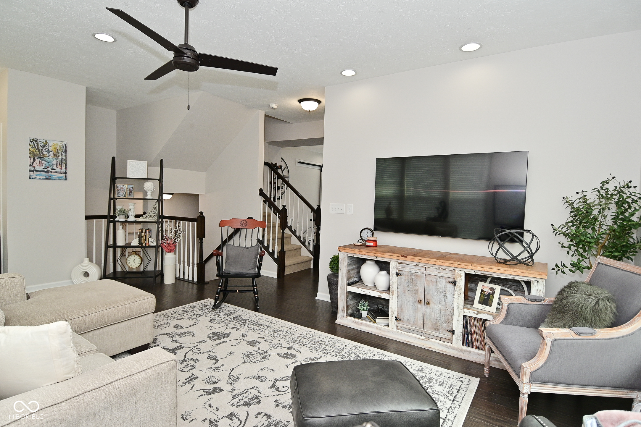 13616 Whitten Drive N