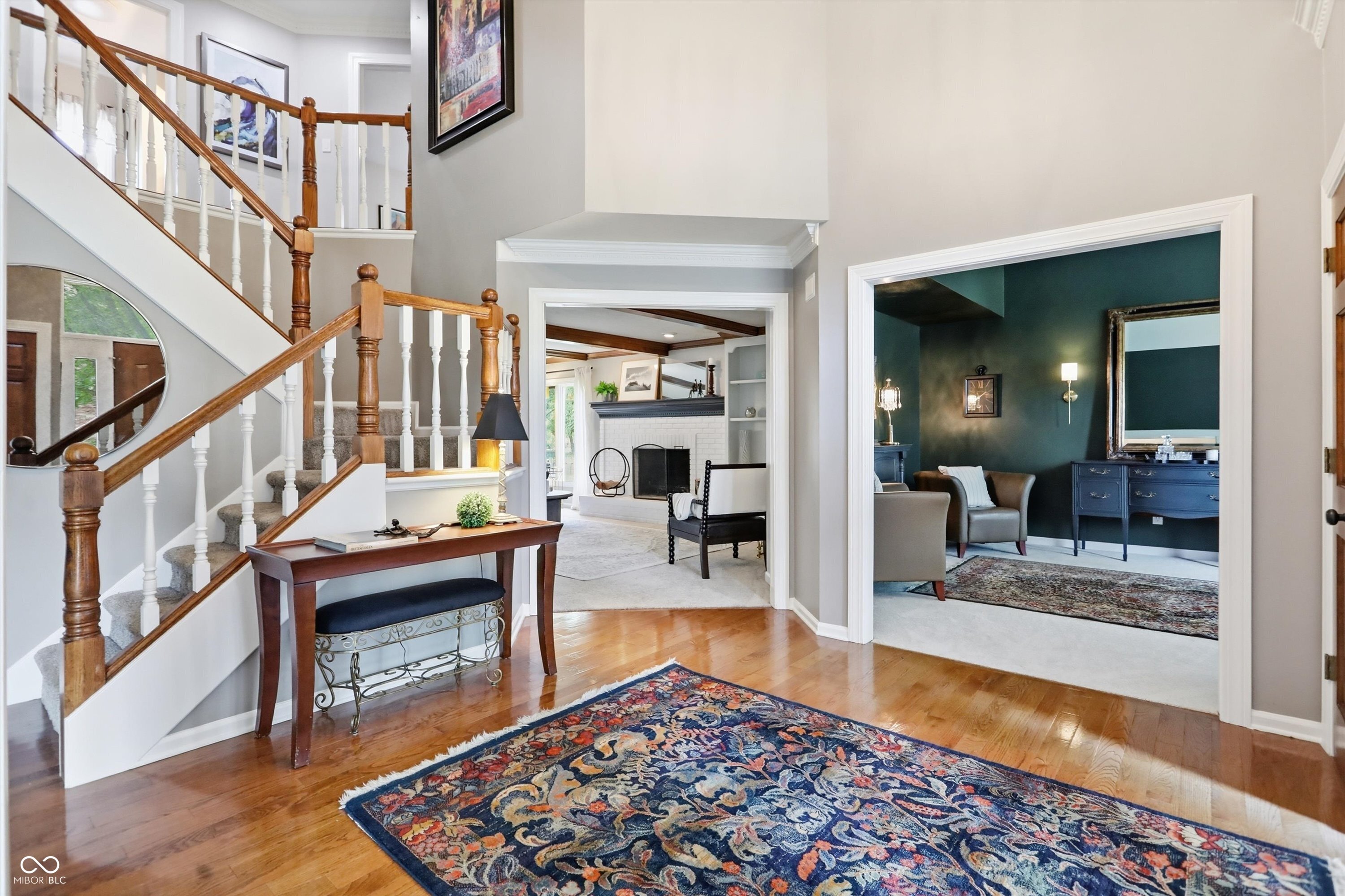 5118 Huntington Drive
