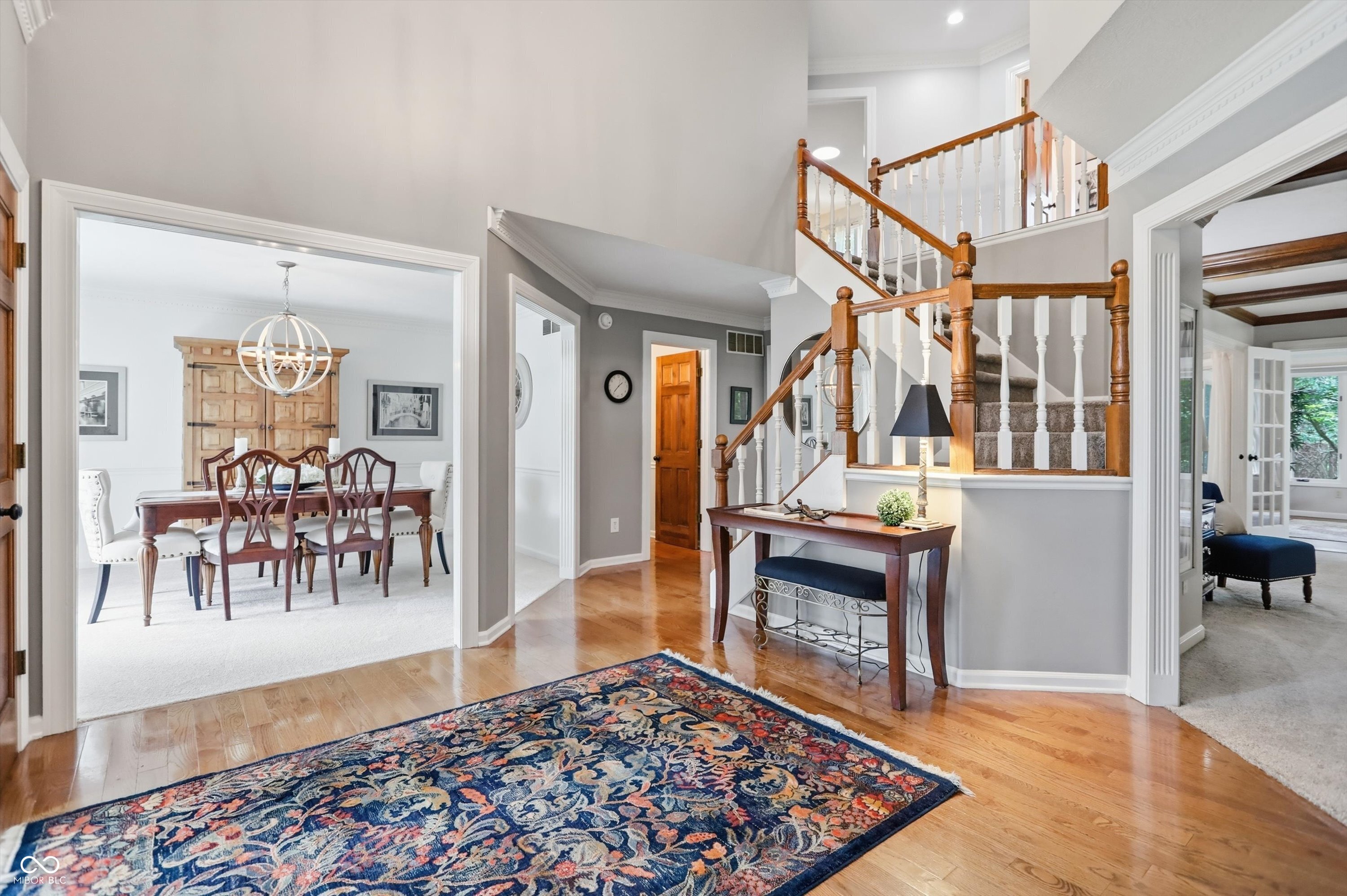 5118 Huntington Drive