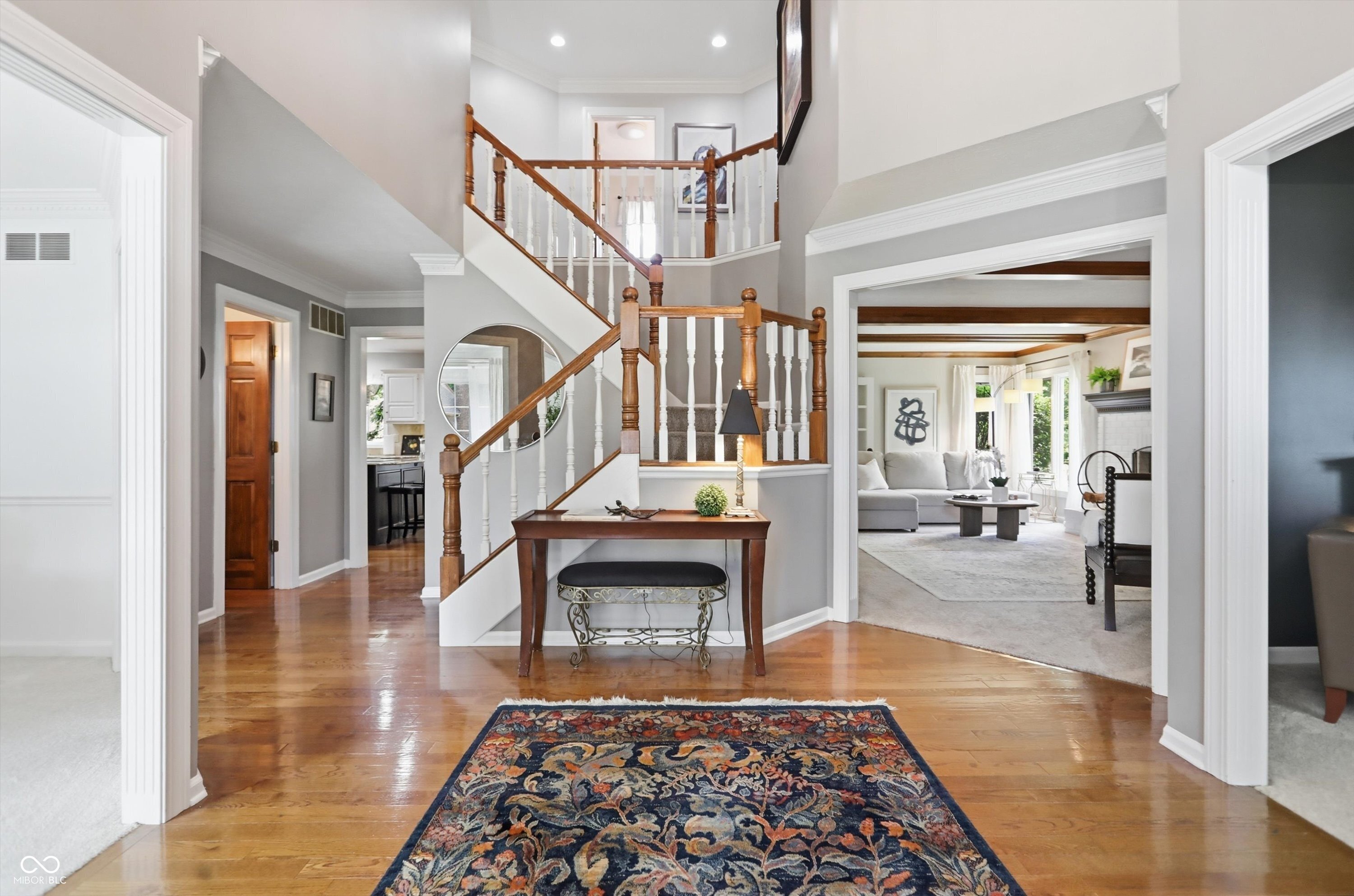 5118 Huntington Drive