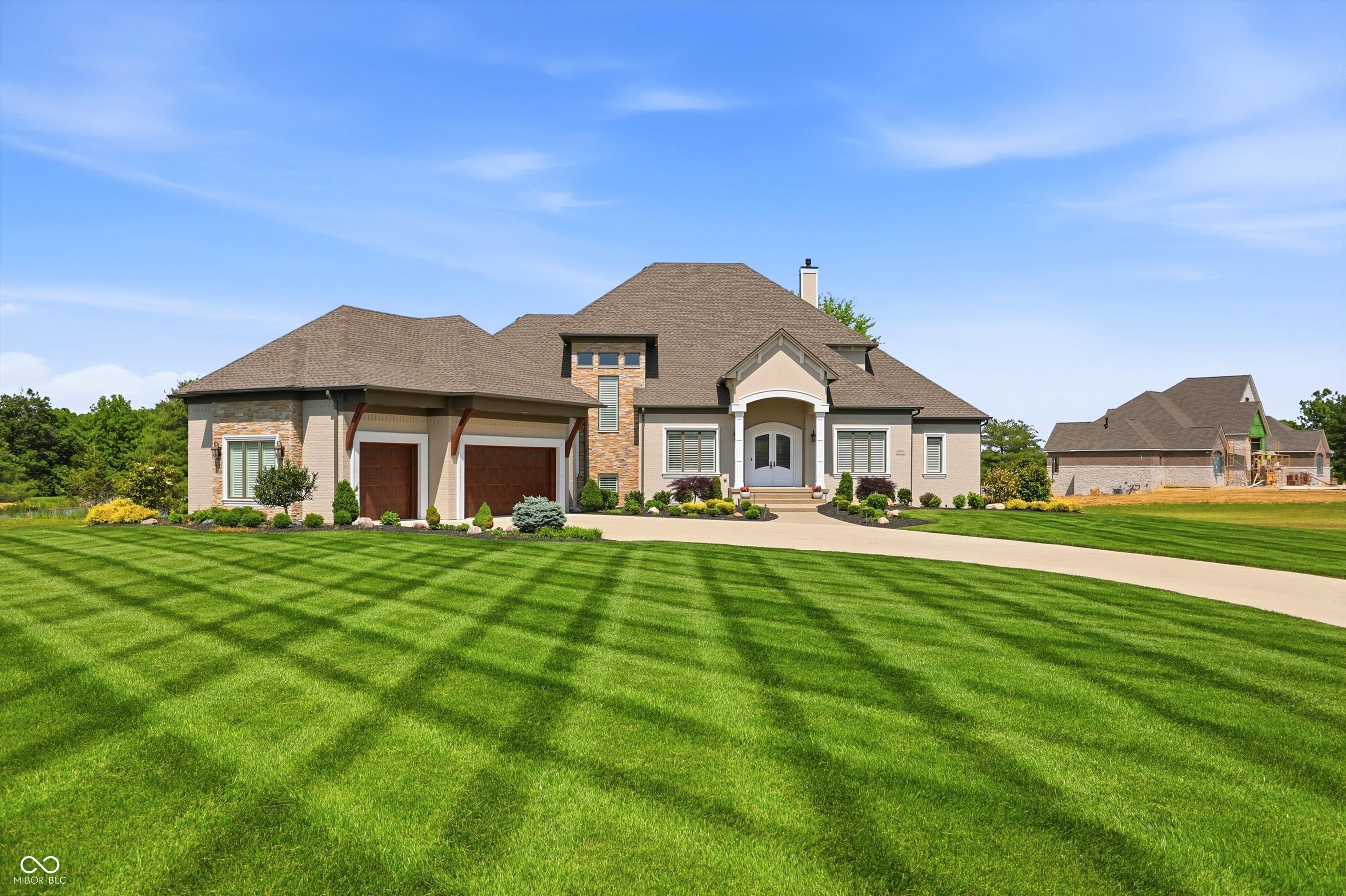 4025 Lochview Court