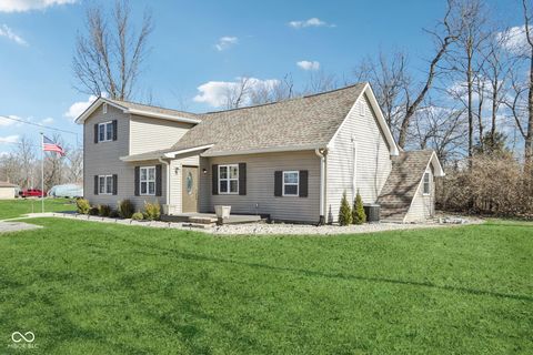 Photo of 6935 Morgan Avenue, Camby, IN 46113 (MLS # 22089511)