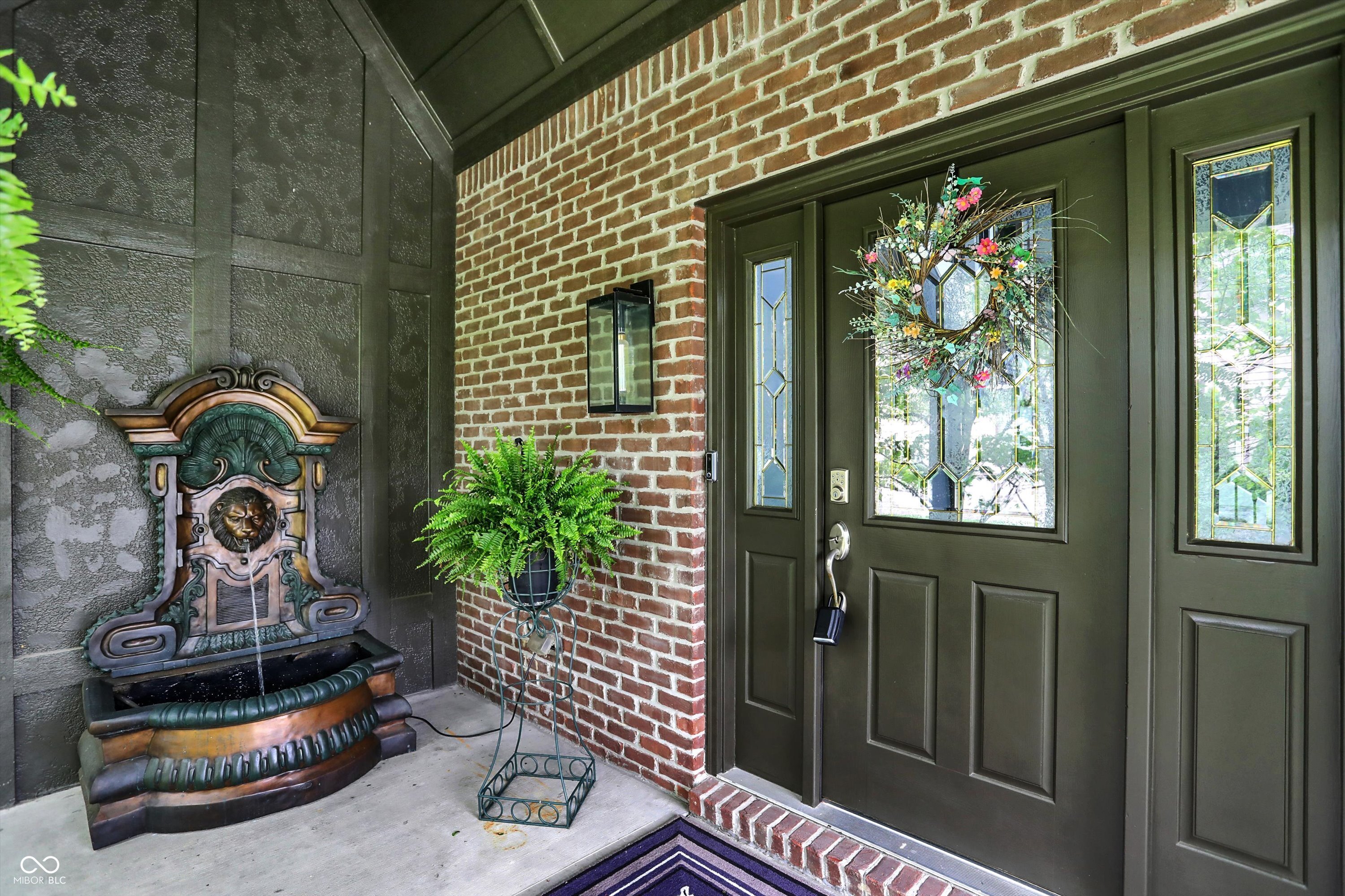 7661 Carriage House Way