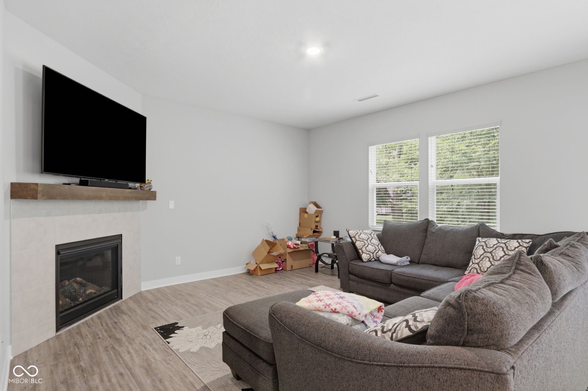 1266 Bolton Place