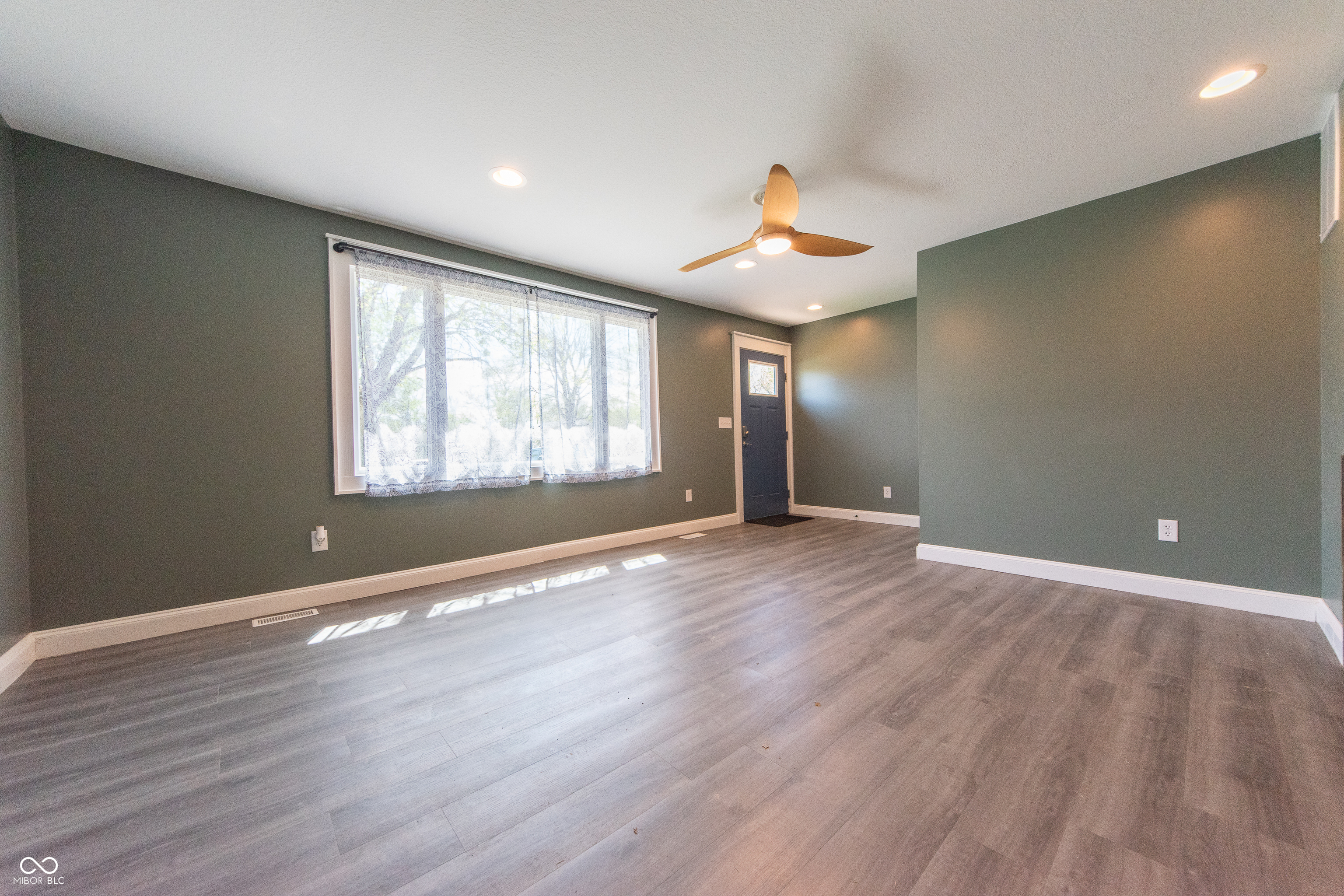 9636 E Randal Street